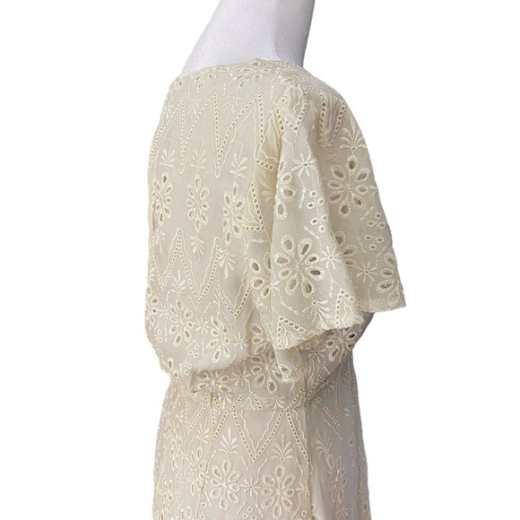 ASTR the Label Diana Short Sleeve Dress Ivory Lace Eyelet Retro Classic White S - Picture 8 of 15